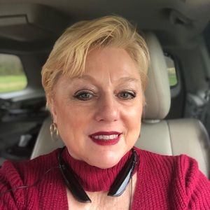 Meet your Posher, Brenda